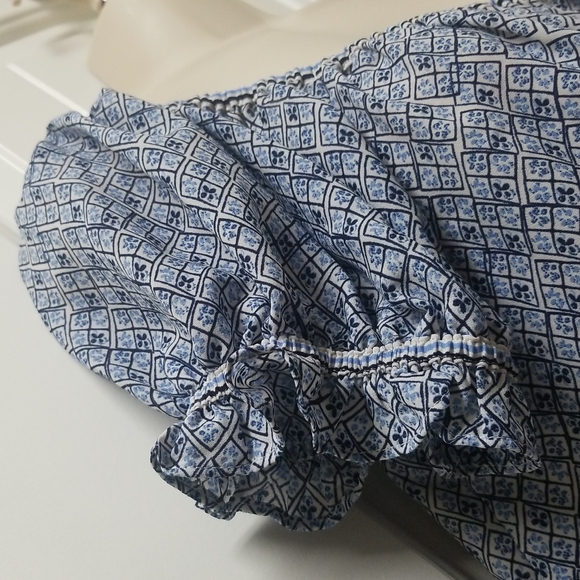 Max Studio patterned top - Picture 3 of 4